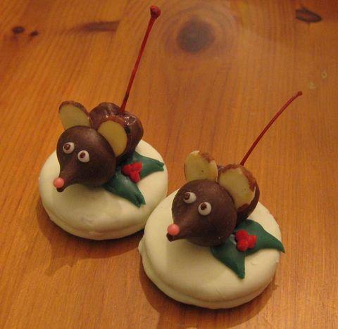 Christmas Mice — handmade cookies