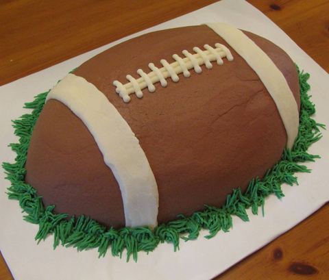 Football — handmade cakes