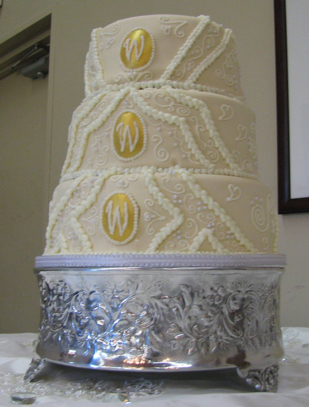 Jo — handmade cakes, wedding theme